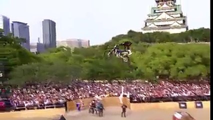 OMG:Amazing bike stunt ever seen: