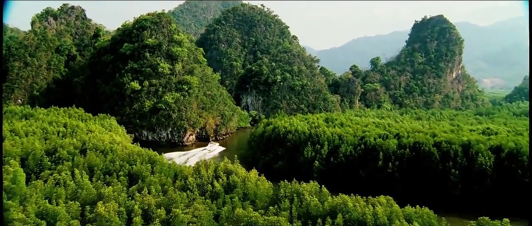 Don 2-Latest extended bollywood trailer 2011-Shahrukh Khan priyanka chopra