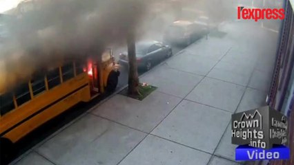 New York: des enfants mettent le feu à un bus scolaire
