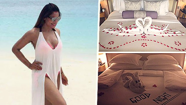 Bipasha Basus HOT Bikini Honeymoon Picture