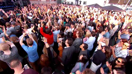 Dead & Company Performs Scarlet Begonias