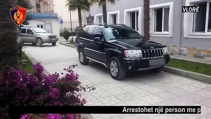 E kanosi pasi i kërkoi borxhin, arrestohet 31 vjeçari me armë dhe drogë