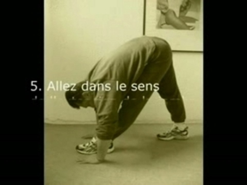 Stretching assouplissement étirement Ischio-jambiers debout