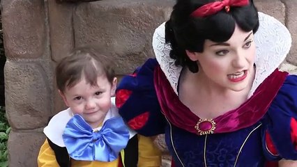 My 2 year old son falls in love with Snow White at Walt Disney World - Autism and Disney