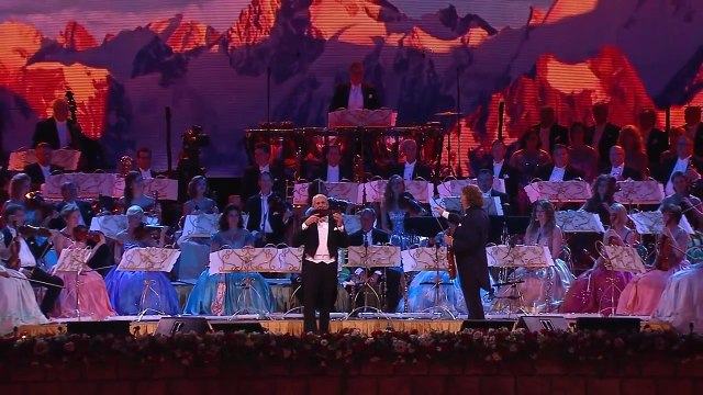 André Rieu & Gheorghe Zamfir - Tribute to James Last ( Maastricht 2015 )