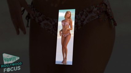 Victoria's Secret Model Vita Sidorkina Flashes Bottom and Flat ABs in Bikini