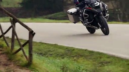 BMW R 1200 GS Adventure Driving Video - Video Dailymotion