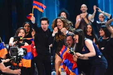 Eurovision'da Ermenistan Ekibine 'Bayrak' İncelemesi