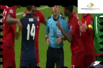 الحرام لا يدوم.. توريس يهدر ركلة جزاء وهمية