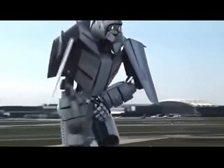 Video el increíble aterrizaje de un Boeing 777 como un Transformer