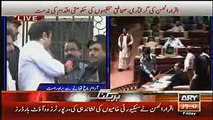 How Iqrar ul Hassan Anchor Sar e Aam Was Behaved by Sindh Police in Jail -