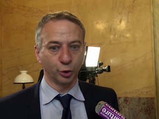 Loi travail: la motion de censure de la droite débattue dans un climat tendu à gauche