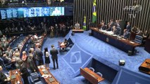 Aécio diz que impeachment partiu do povo