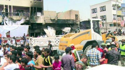 EI reivindica ataque que matou mais de 50 em Bagdá