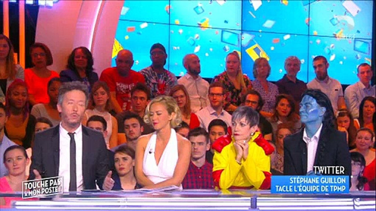 Stéphane Guillon tacle les chroniqueurs de "Touche pas à mon poste" après avoir évoqué le départ de Yann Barthès de Cana
