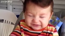 BEBÉS COMIENDO LIMÓN _ Reacciones Graciosas de Bebés comiendo Limón (mayo 2015)