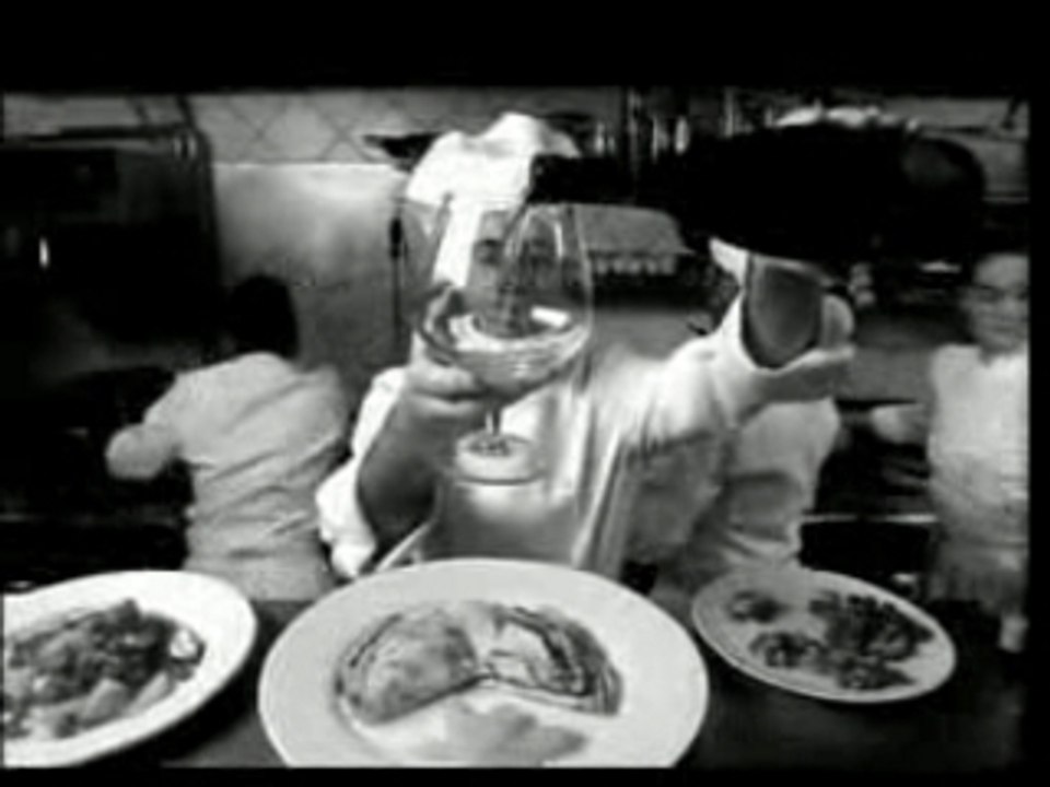 Weird Playstation Commercial (publicité)