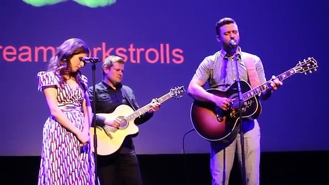 Justin Timberlake & Anna Kendrick Perform True Colors At Cannes 2016