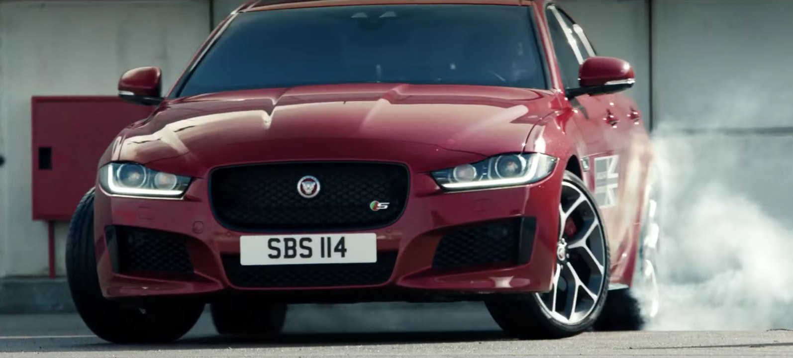 Jaguar presume de deportivos por circuito