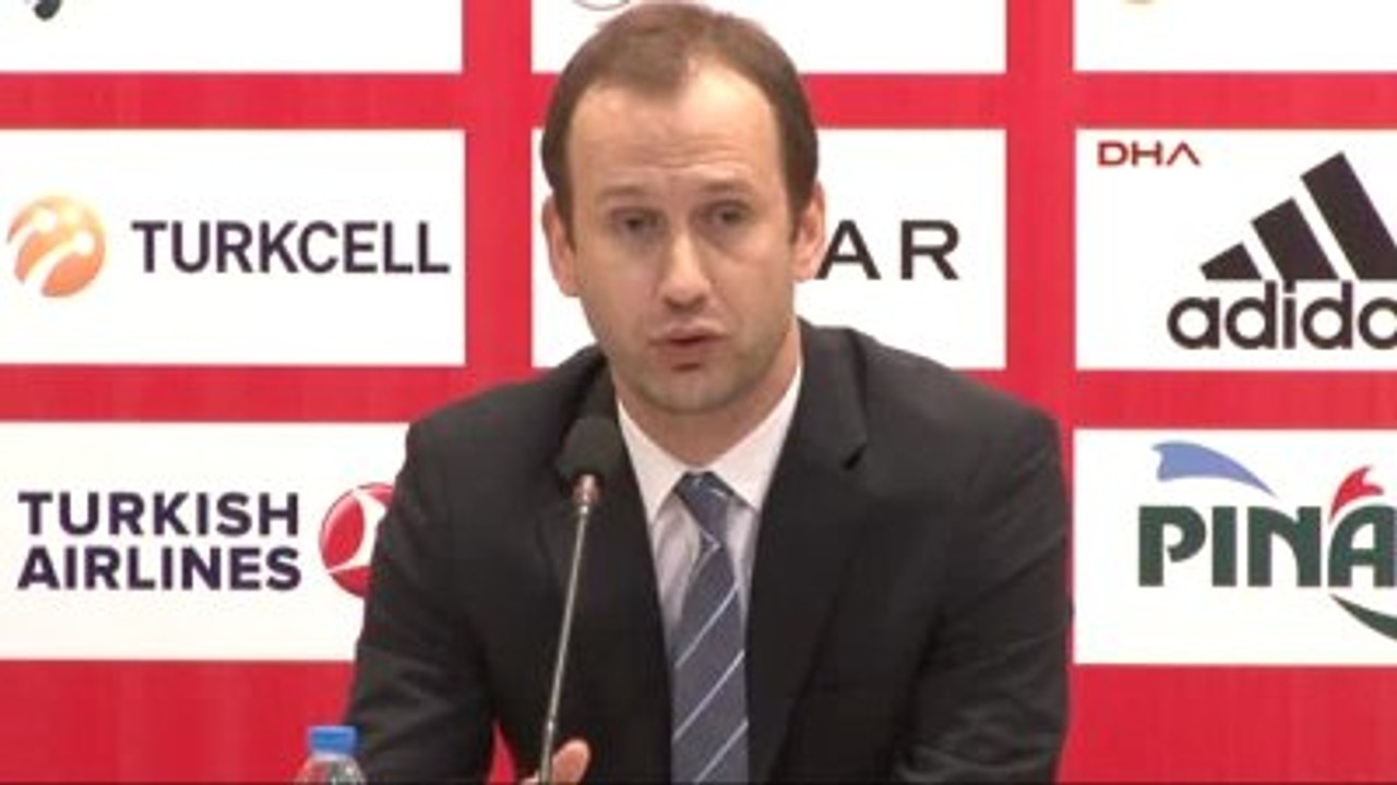 A Milli Kadın Basketbol Takımı Yeniden Ekrem Memnun'a Emanet