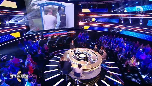 Exclu - Bayonne: L'usine qui a explosé ce midi avait été dénoncée mardi sur D8 par Julien Courbet pour ses nuisances