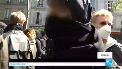 En immersion avec un groupe de "casseurs" lors des manifestations à Paris - FRANCE