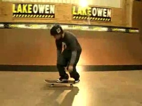 How to 360 flip (Skateboarding Explained sample)