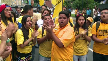 تظاهرات للمعارضة للمطالبة باستفتاء ضد الرئيس في فنزويلا