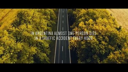 Esta ideia de génio surpreendeu todos os condutores nas estradas por onde passava!