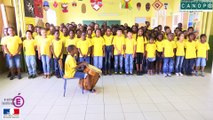 Chant chorale Un enfant peut faire chanter le monde