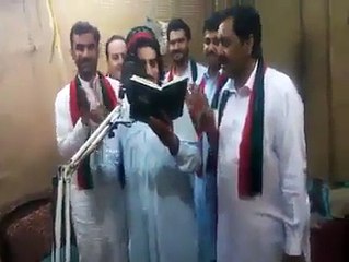 رازے چے وکھڑو حمایت دا عمران خان نیا خوبصورت پشتو سونگ . . !