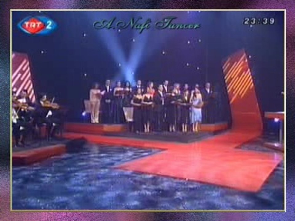 KLASİK TÜRK MÜZİĞİ KOROSU - Ufacık Tefeciktin Yemyeşil Gözlerin Vardı