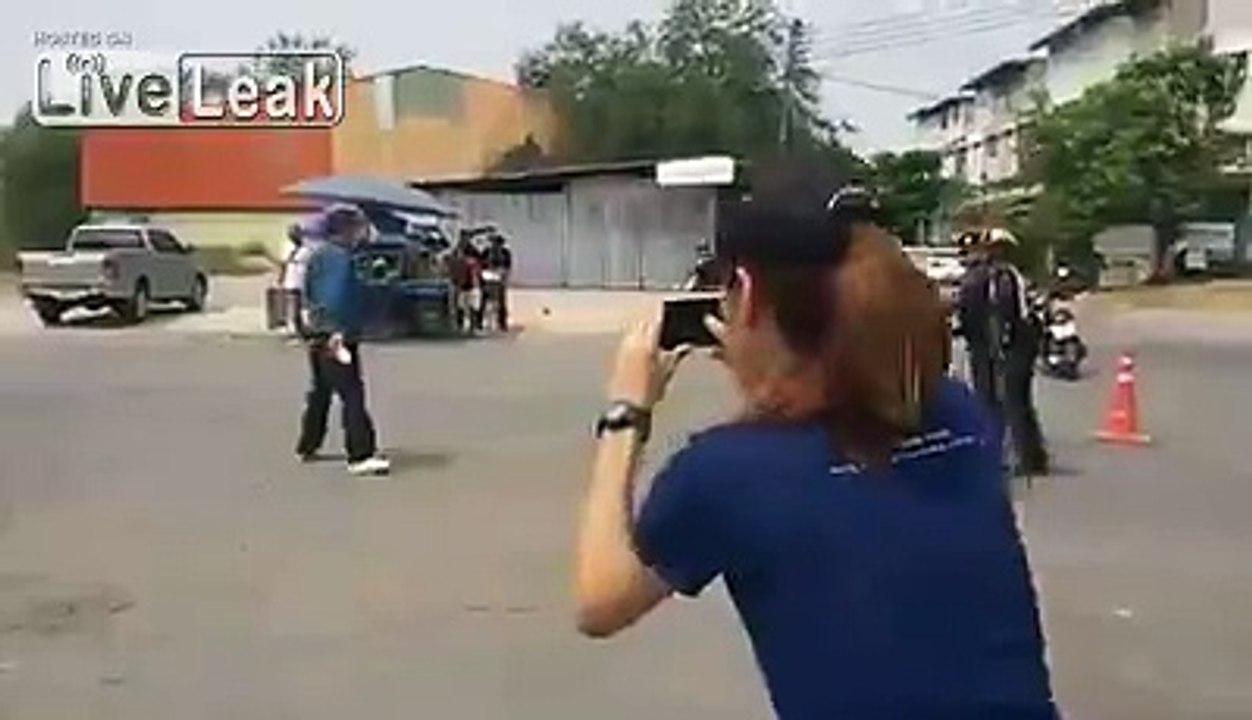 OMG:what are they doing: