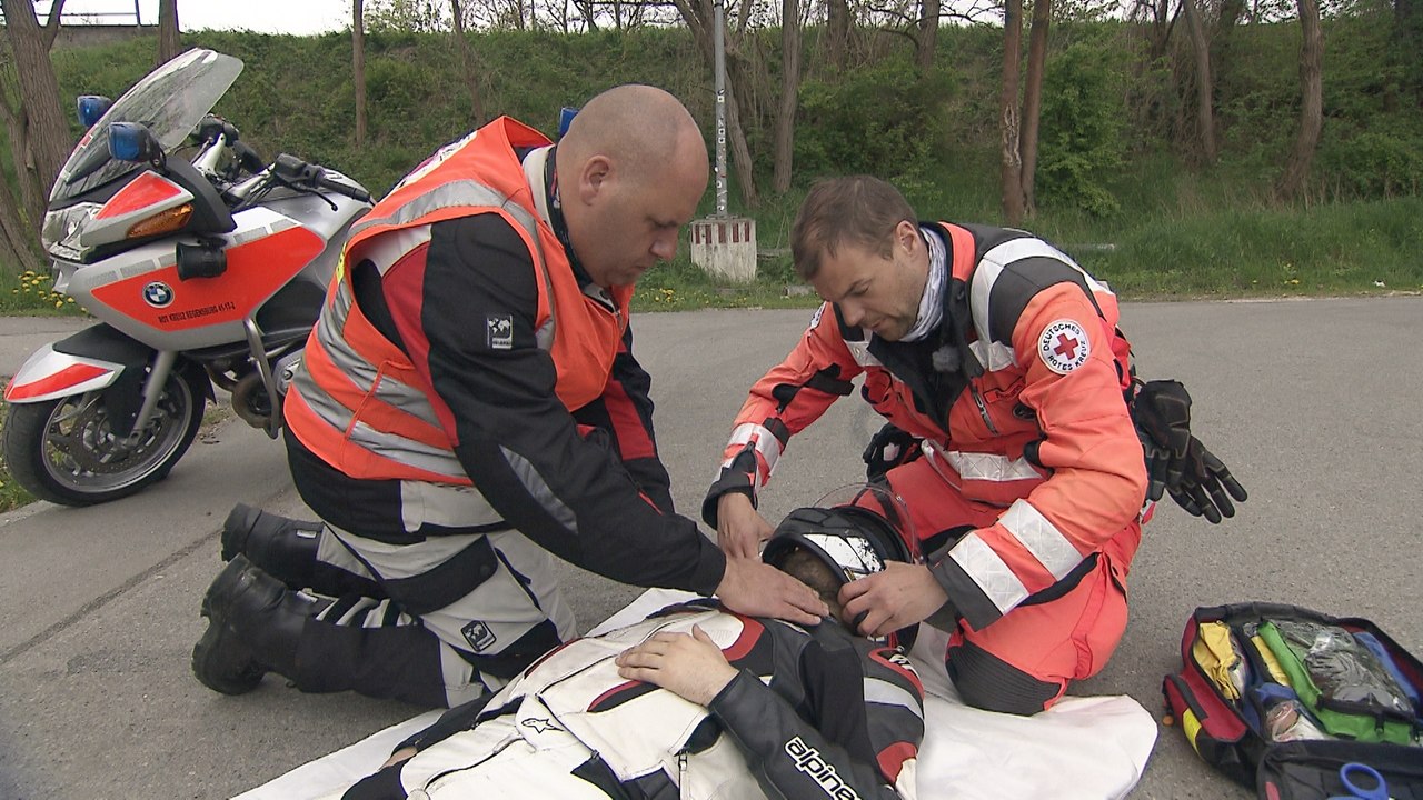 Erste Hilfe Tipps bei Verkehrsunfällen