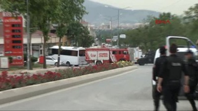 Sancaktepe'de Askeri Kışla Yakınında Bombalı Araçla Saldırı 4'ü Asker 5 Yaralı