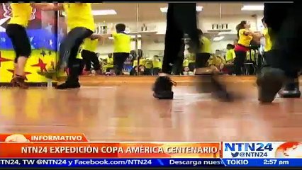 Extranjeros aprenden salsa colombiana y 'encienden' las pistas de baile en Filadelfia durante Expedición NTN24 en EE.UU.