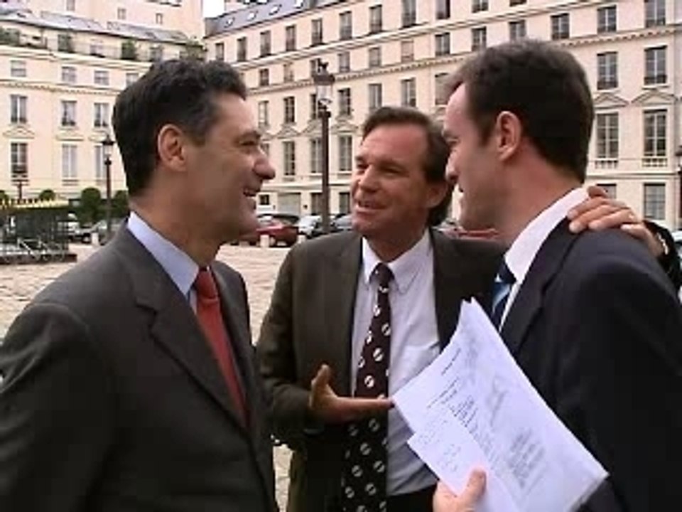 Patrick Devedjian traite Comparini de salope