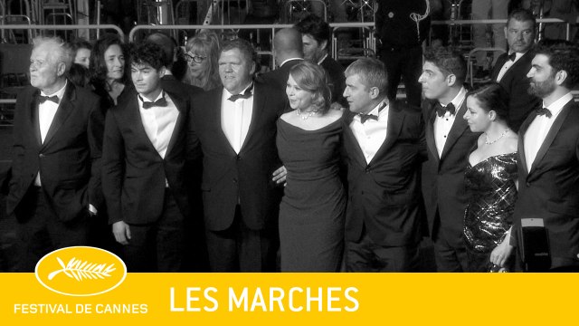 RESTER VERTICAL - Les Marches - VF - Cannes 2016
