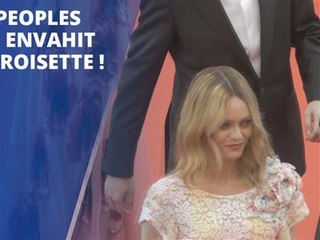 Скачать видео: Cannes 2016 : du beau monde pour la soirée d'ouverture