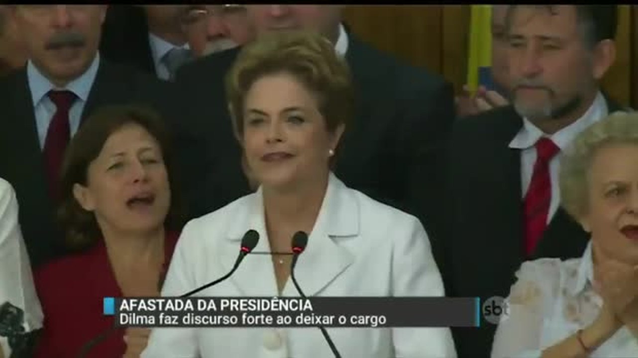 Dilma faz pronunciamento após decisão do Senado...