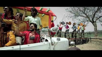 Valleem Thetti Pulleem Thetti _ Kannukal Kaalidari Song Video _ Kunchacko Boban, Shyamili _ Official[1]