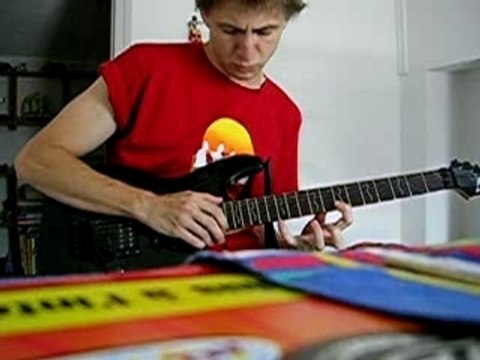 Invincible-solo (2ème délire) MUSE cover