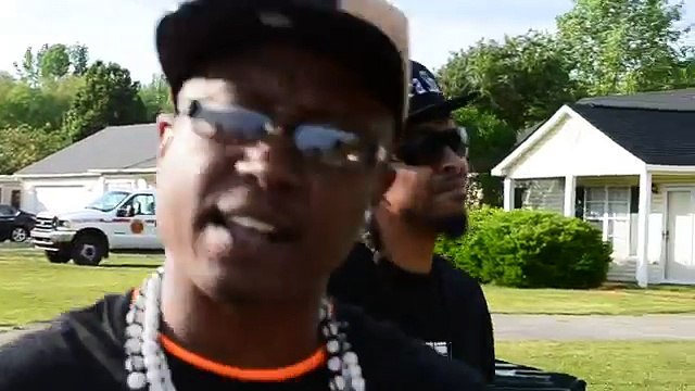 Weight ft Sun Fa Sho - Feed Me Beatz (produced, directed by DJ Siza Hanz)