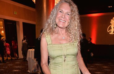 10 Richest Women In America