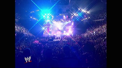 Women's Championship: Trish Stratus © vs. Stacy Keibler