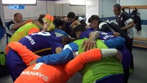Así cantaban los jugadores del Málaga antes de la final de la Copa de Campeones.
