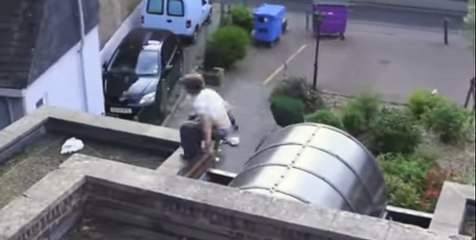 Extreme people jumps