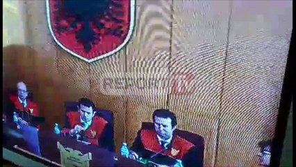 Report TV - Ligji për kontributet shoqërore avokatët sot në Kushtetuese