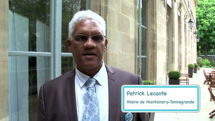 La Ville de Montsinery-Tonnegrande Guyane française signe une convention d'appui financier Territoire à énergie positive pour la croissance verte