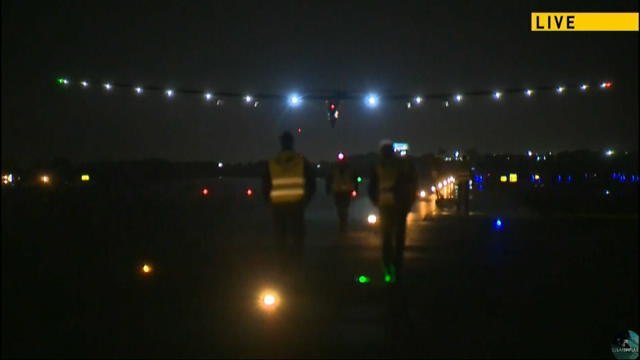 L'avion Solar Impulse 2 a atteri dans l'Oklahoma après plus de 18 heures de vol - Le 13/05/2016 à 16h10